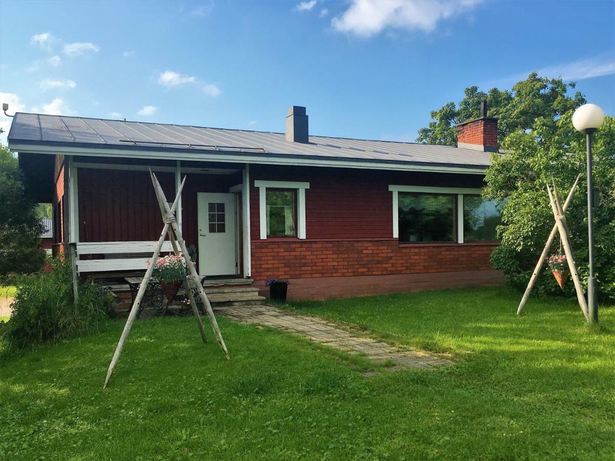 Surkeenjarvi Countryside B&B Moksinkylä Kültér fotó